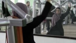 یوه نوي ورزش په افغانستان کې د نارینه وو د وزن پورته کولو طلسم مات کړ!