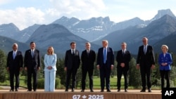 Заедничка фотографија на лидерите на Г7