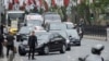 Delegațiile negociatorilor, sosind la oficiul Dolmabahce din Istanbul al președintelui Turciei, pentru convorbirile de pace în Ucraina, pe 16 mai 2025 