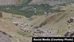 صدها خانواده در پی تداوم جنگ و ناامنی در ساحات مختلف ولسوالی پاتو، در ولسوالی‌های کیتی، کجران، نیلی مرکز دایکندی و مرکز پاتو آواره شده اند.