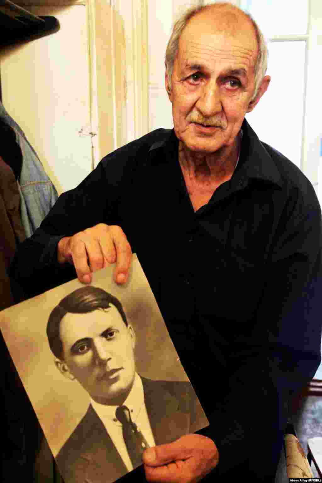 «Qatilin kim olduğunu dəqiq bilmirik. Deyilənə görə, «Aydınbəyovlar ailəsi» eləmişdi».