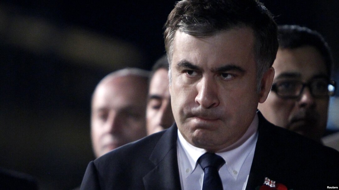 Саакашвили вызывают на допрос сразу по десяти уголовным делам. Пока бывший президент проходит по этим делам в качестве свидетеля. Но мало кто сомневается, что его очень быстро могут привлечь к суду в качестве обвиняемого