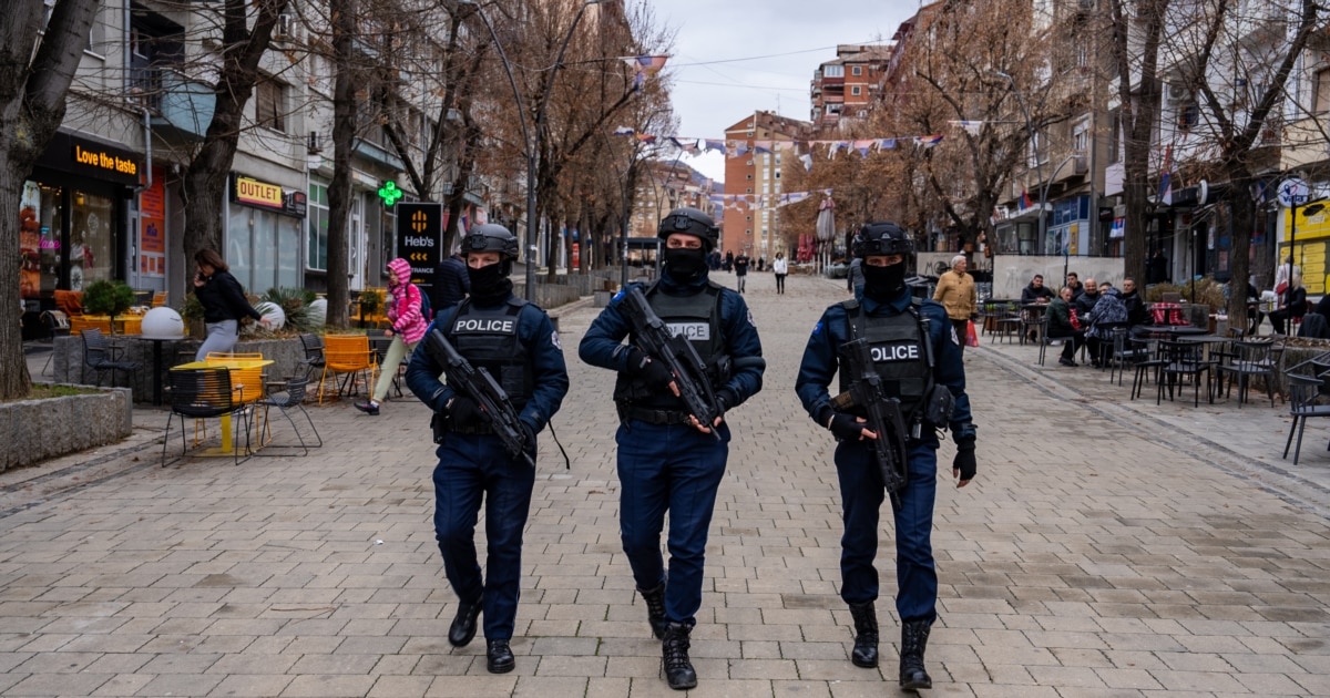 Policia e Kosovës nis hetim ndaj zyrtarit të vet  por e mohon se u ushtrua dhunë kundër maturantit serb