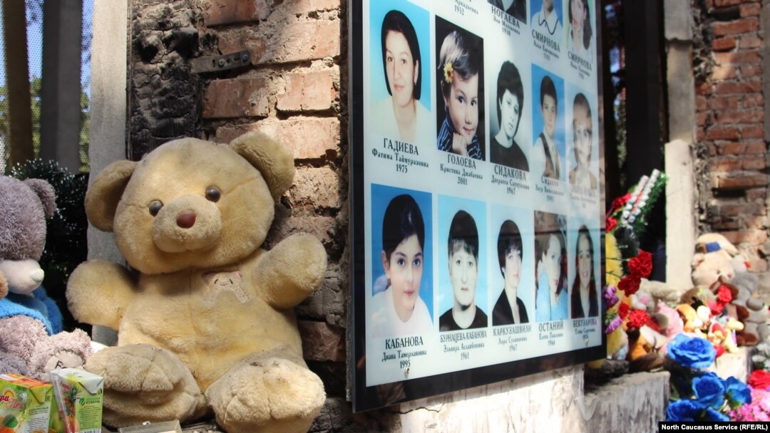 В Беслане вспоминали жертв трагедии 2004 года