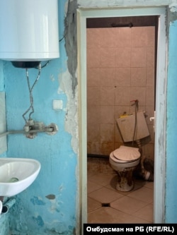  Санитарният възел за децата в СПИ-Варненци 