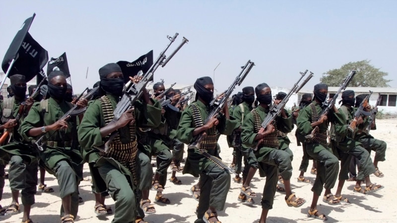 حمله افراد گروه الشباب بر یک هوتل در سومالیا ۳۲ کشته و بیشتر از ۶۰ زخمی بجا گذاشت