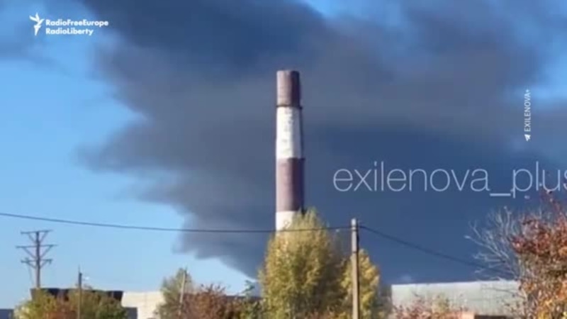 Zelenskyy Says Trump 'Supports' Ukraine's Retaliatory Strikes On Russian Energy