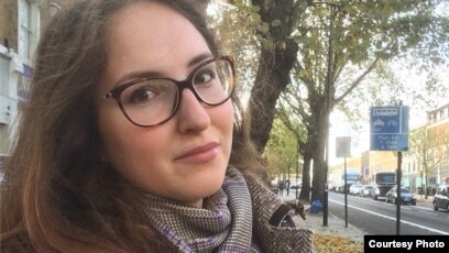 Мас күйдегі оргия порнографиясын қараңыз