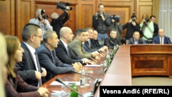 U saopštenju se navodi i da će Mirjana Jevtić napustiti ministarstvo lokalne samouprave