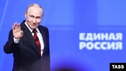 «Російські посадовці продовжують подавати результати виборів як успішний референдум щодо війни в Україні й ширшого зовнішньополітичного курсу Путіна», – вказують аналітики