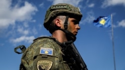 Pjesëtar i Forcës së Sigurisë së Kosovës në disa stërvitje të kryera në tetor të vitit të kaluar.