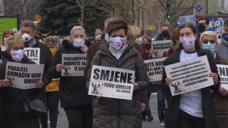 'Fight For Life' Demonstrators Call For Stronger Anti-COVID Measures In Sarajevo