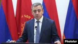 Armenia - Ishkhan Saghatelian, a leader of the opposition Dashnaktsutyun party, speaks during a news conference, Yerevan, January 13, 2026.