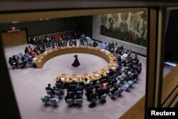 Membrii Consiliului de Securitate al ONU, în ziua votului asupra unei rezoluții privind Gaza care cere o încetare imediată a focului pentru luna Ramadan, la sediul ONU din New York, SUA, 25 martie 2024.