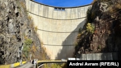 Barajul de la Vidraru