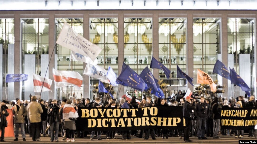 Белорусская оппозиция не признает итоги парламентских выборов