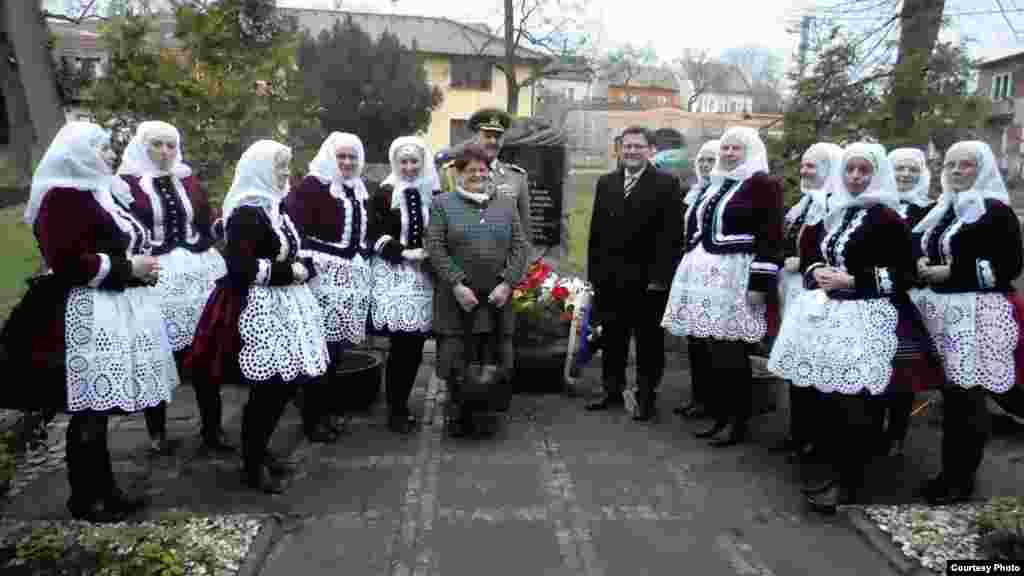 La ceremonia de la Bzenac.