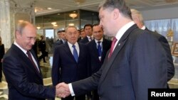 Путін та Порошенко в Мінську