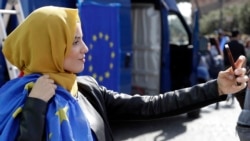 'Bojim se da mi niko neće pomoći ako se nešto desi': Za muslimane sve teže u EU