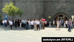 Armenia - Workers of the Ararat Brandy-Wine-Vodka Factory protest outside its premises in Yerevan, July 13, 2026.