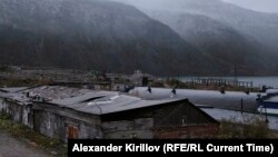 The Kremlin has set out a plan to persuade more people to relocate to the Arctic regions of Russia.