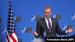 Patrick Shanahan la NATO