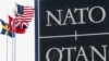 Zastave članica NATO-a u sedištu Alijanse u Briselu.