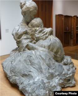 П. Трубецкой. Материнская любовь (Марина Гагарина с дочерью Софией).