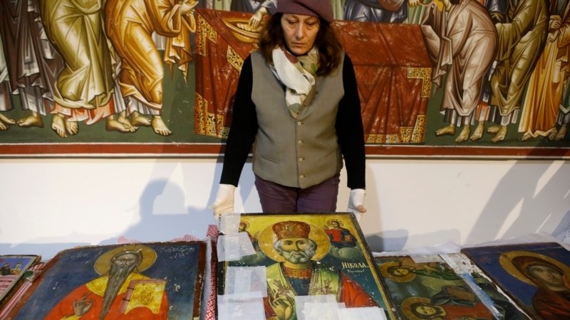 Albanija vratila 20 ukradenih ikona Sjevernoj Makedoniji