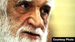 د افغانستان د شیعه‌ګانو لوی مذهبي مشر ایت‌الله اصف محسني