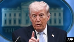 Минулого тижня Дональд Трамп погрожував відправити Іран «у кам’яний вік» масштабними ударами по іранській інфраструктурі, якщо Тегеран не дотримається встановленого президентом США крайнього терміну, і не відновить роботу Ормузької протоки