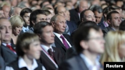 Vladimir Putin, u to vrijeme premijer Rusije, tokom kongresa Ujedinjene Rusije u Moskvi 24. septembra 2011. 