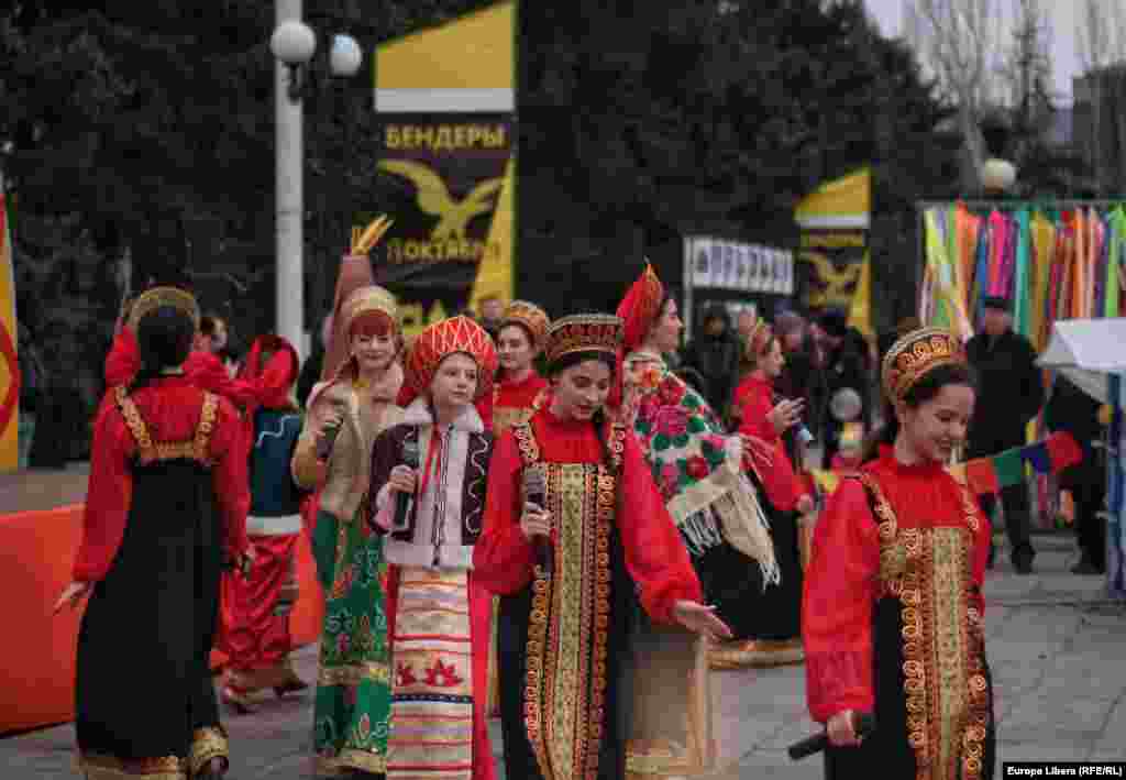 14 martie, la Bender. În plină pandemie, în regiunea transnistreană au fost organizate iarmaroace și petreceri cu ocazia sărbătorii Maslenița.