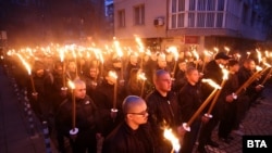 Участници в Луковмарш