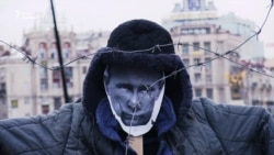 «Стоп Путин, стоп война»: в Киеве вышли против российской агрессии (видео)