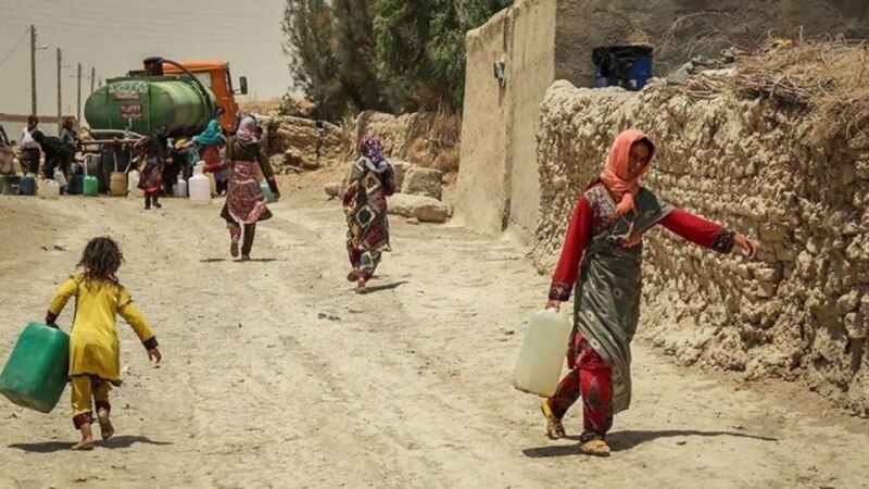 Иран: суу тартыштыгы тополоңго алып келди