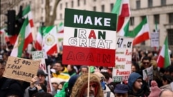 تجمع گروهی از حامیان معترضان ایران در لندن