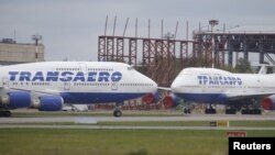 Самалёты Boeing 747 авіякампаніі «Трансаэро». Архіўнае фота