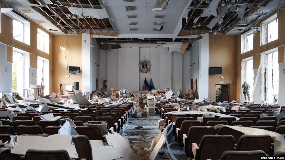 Општинаска зграда во окупираниот украински град Донетцк 