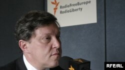 Григорий Явлинский