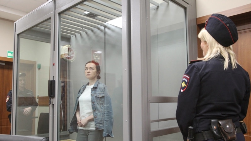 محکومیت «خبرنگار رادیو آزادی در روسیه» به شش‌ونیم سال حبس