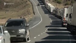 Բեռնափոխադրողները՝ Պապոյանին․ ինչո՞ւ է Վրաստանը դեռ ստուգում իր տարածքով Ռուսաստան հասնող հայկական կոնյակի որակը