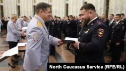 Оьрсийчоьнан чоьхьарчу гIуллакхийн академехь диплом схьаоьцуш ву Мусаев Тамерлан, кху денойн сурт