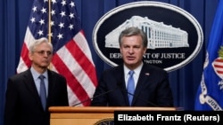 Directorul FBI, Christopher A. Wray, a declarat că biroul a mobilizat resurse semnificative pentru a duce investigația până la capăt. Fotografie de arhivă.