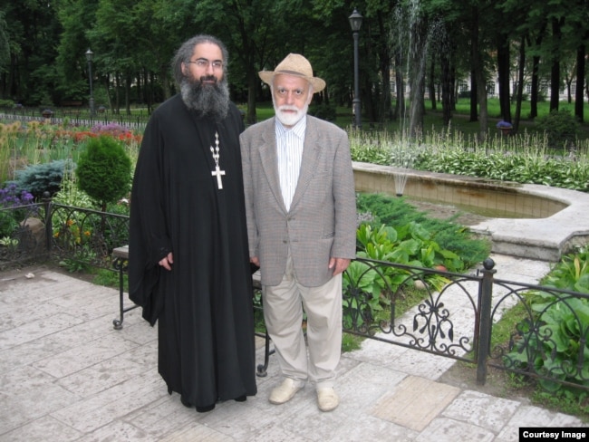 Архимандрит Стефан Садо с отцом Михаилом Юханновичем