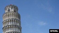 "Krivi Toranj" u Pizi, Italija