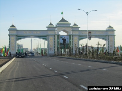 Turkmenistan Opens New Grand Bazaar In The Desert
