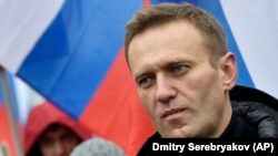 For Russian state-controlled media, opposition politician Aleksei Navalny pretty much doesn't exist. That's why many were shocked to see some of his views aired on Rossia-1.