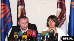 მამუკა კაცირაძე (მარცხნივ) და ფიქრია ჩიხრაძე