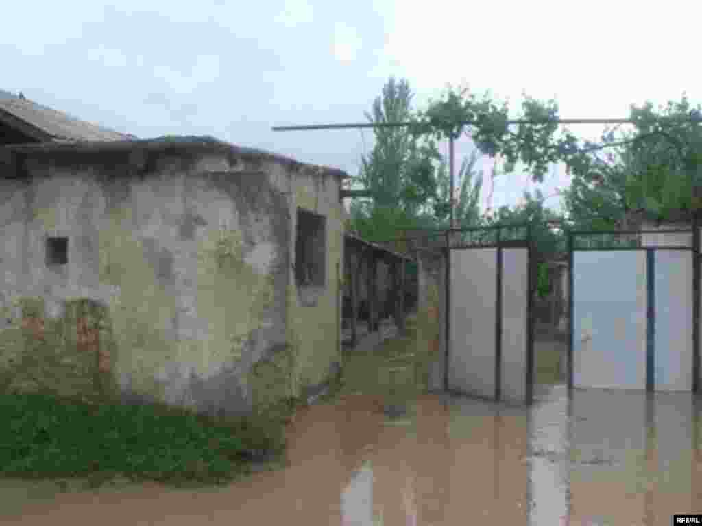 Tajikistan - Vose region, flood,12Apr2010